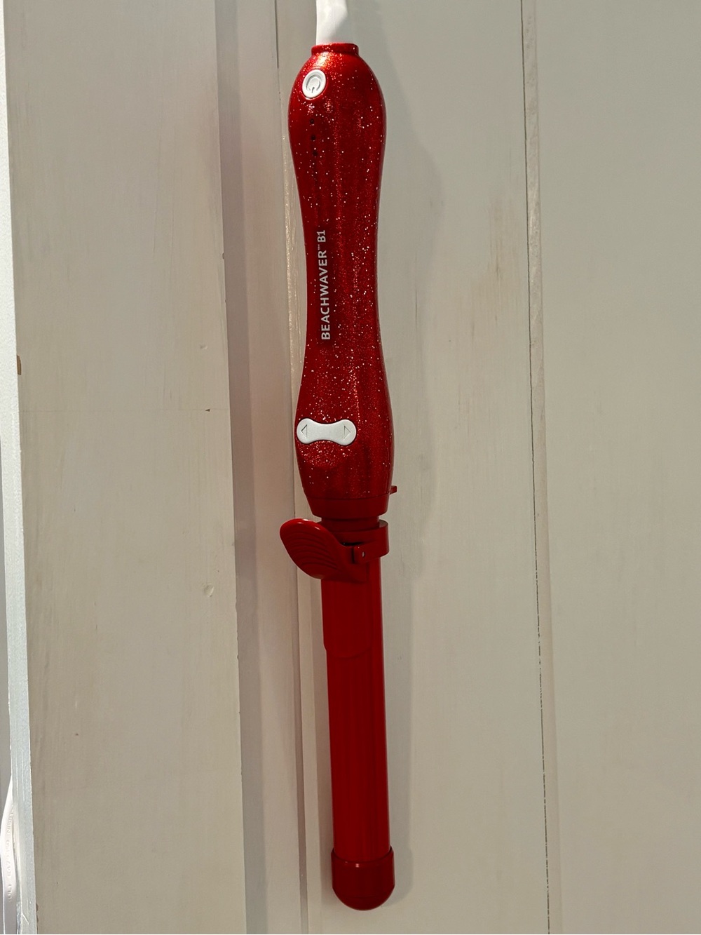 Beachwaver B1 Red Glitter Curling Iron